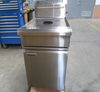 waldorf 800 series 450mm fryer 2 pan