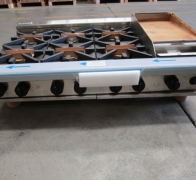 waldorf 800 series rnl8803g-ls - 1200mm gas cooktop low back version leg stand