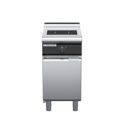 waldorf cue in8100lf-cd-c0 450mm electric induction cooktop on cabinet base with door and low splashback